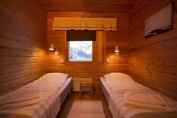Фото номера Дом с 2 спальнями Комплексы для отдыха с коттеджами/бунгало Holiday Village Valle г. Утсйоки 10